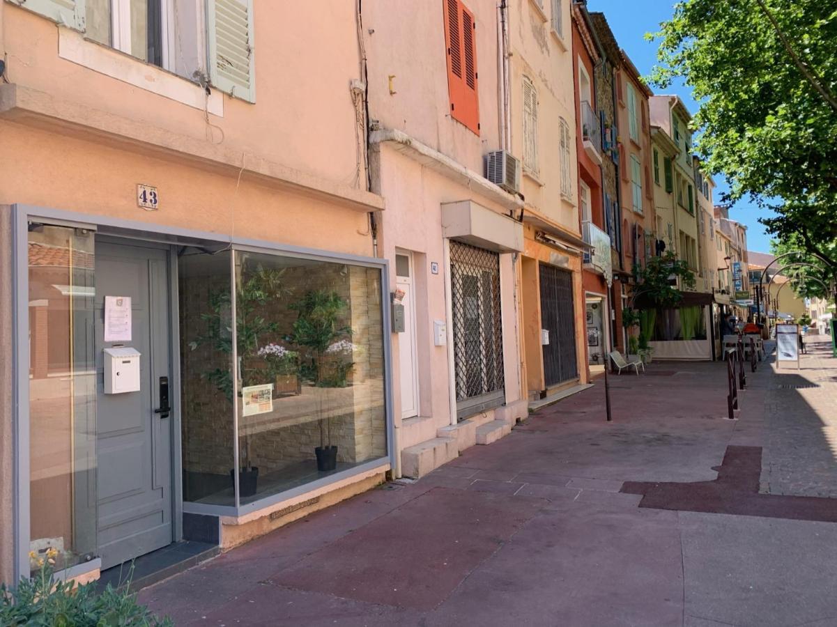Magnifique Studio Au Coeur Historique De Fréjus Exteriér fotografie